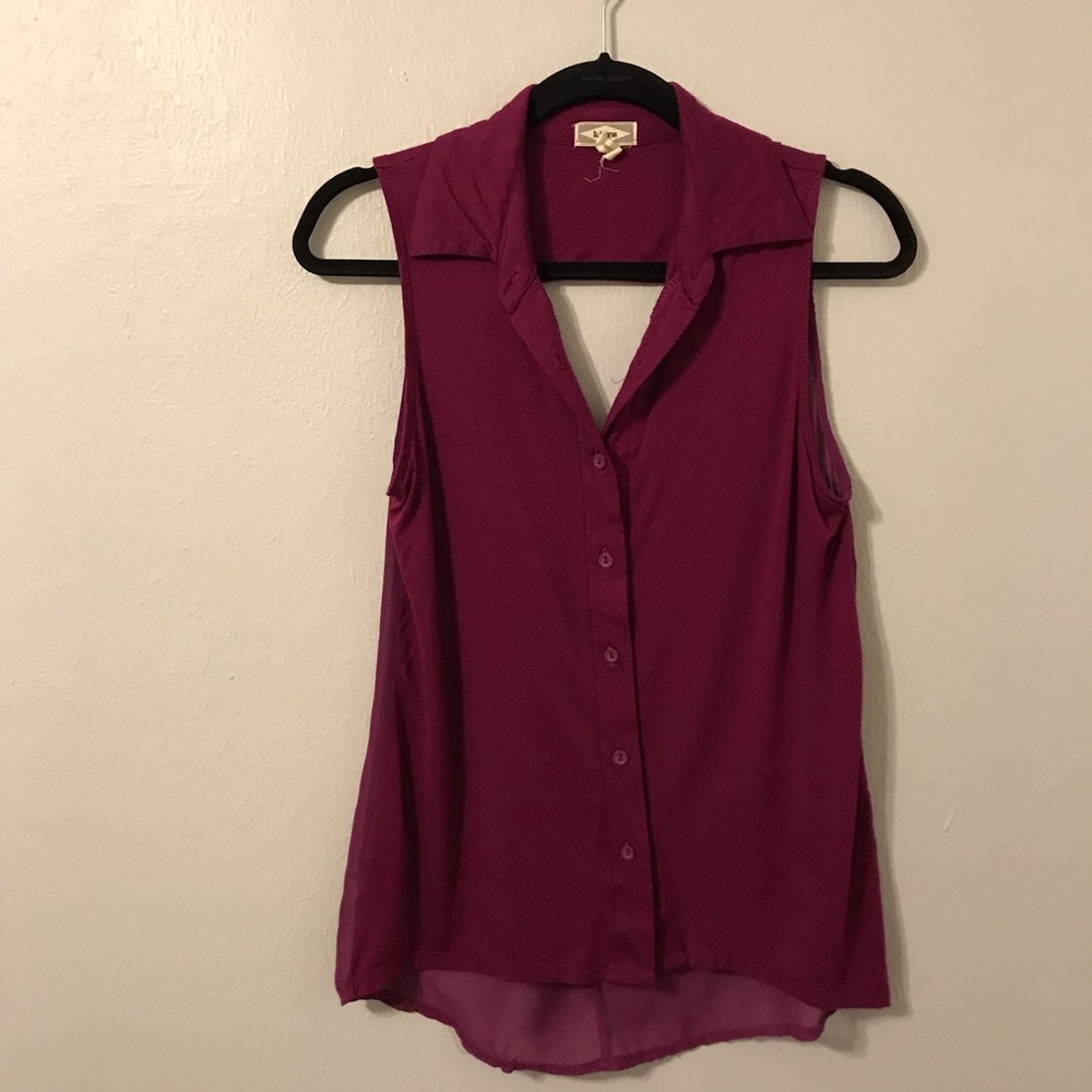 Kirra Sleeveless Collared Cutout Blouse